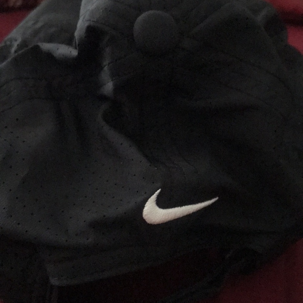 Nike Black and White Mercedes-Benz Logo Baseball Cap - Picture 4 of 5